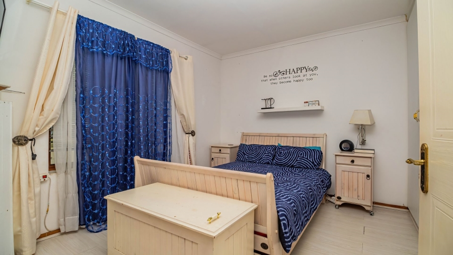 3 Bedroom Property for Sale in King George Park Western Cape